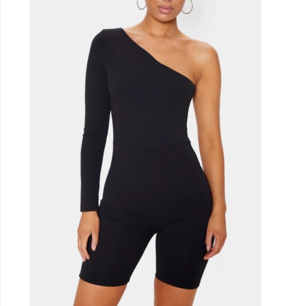 BLACK LONG SLEEVE ONE SHOULDER UNITARD!!